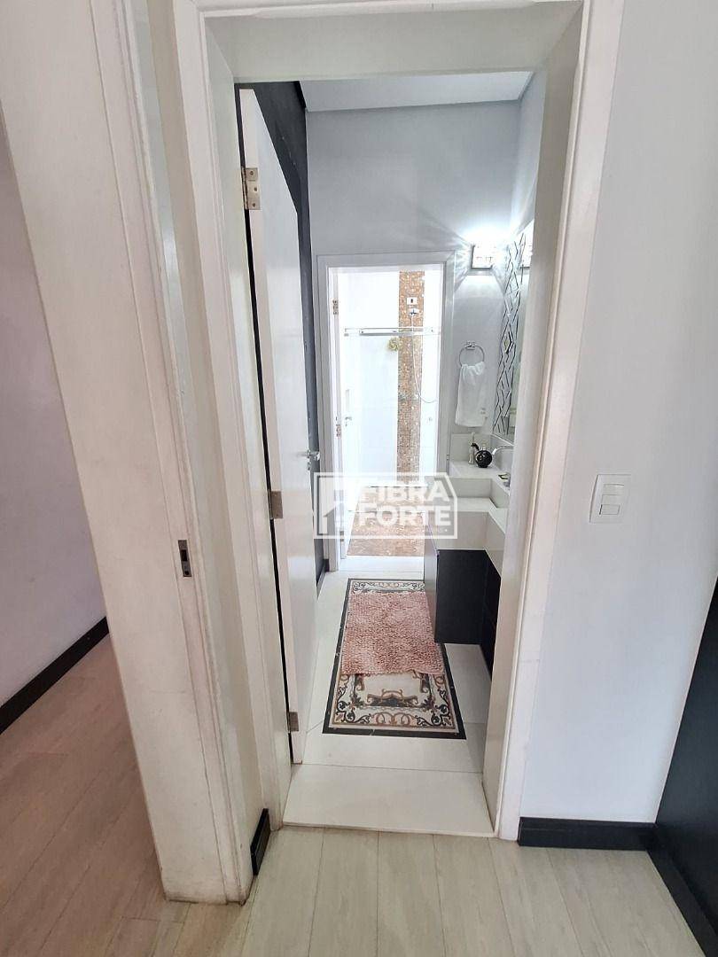 Casa de Condomínio à venda com 3 quartos, 250m² - Foto 39