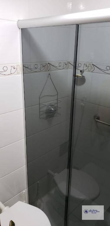 Apartamento à venda com 2 quartos, 72m² - Foto 9