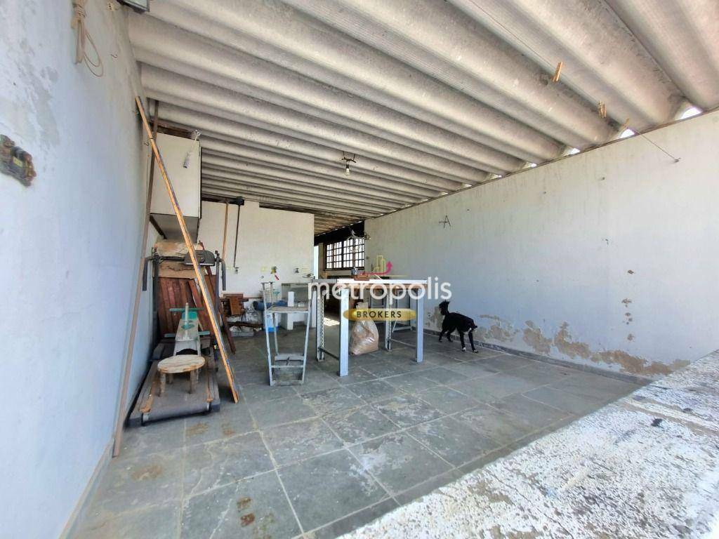 Casa à venda com 8 quartos, 424m² - Foto 25