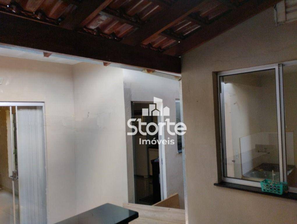 Casa de Condomínio à venda com 3 quartos, 100m² - Foto 5