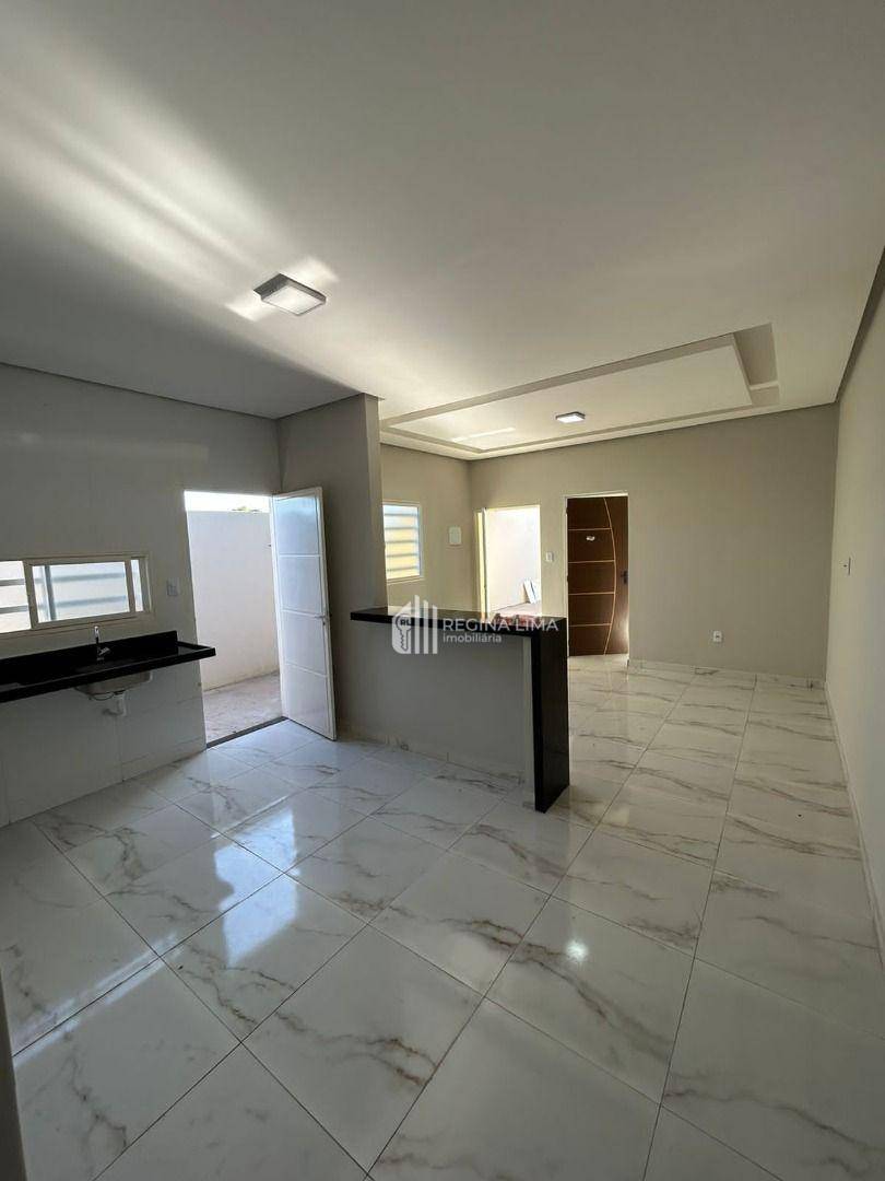 Casa à venda com 3 quartos, 76m² - Foto 7