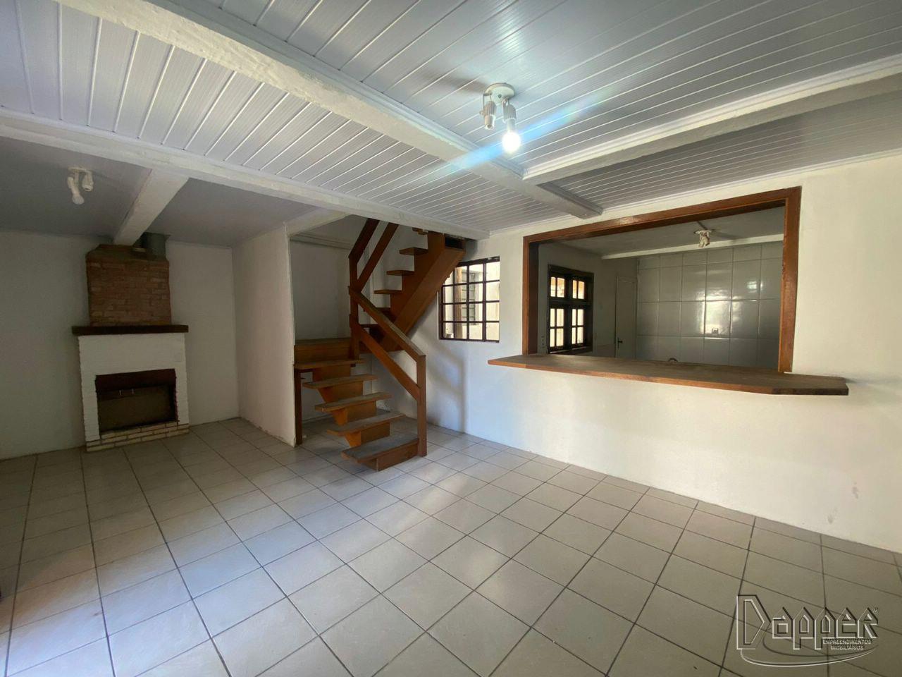 Casa para alugar com 5 quartos, 115m² - Foto 1