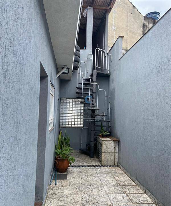 Casa à venda com 3 quartos, 190m² - Foto 10