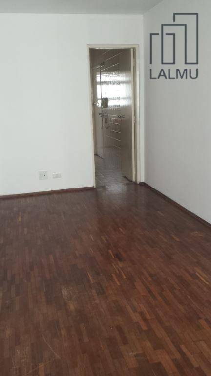 Apartamento para alugar com 3 quartos, 75m² - Foto 17