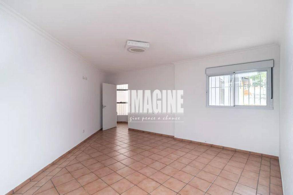 Sobrado à venda com 2 quartos, 180m² - Foto 3