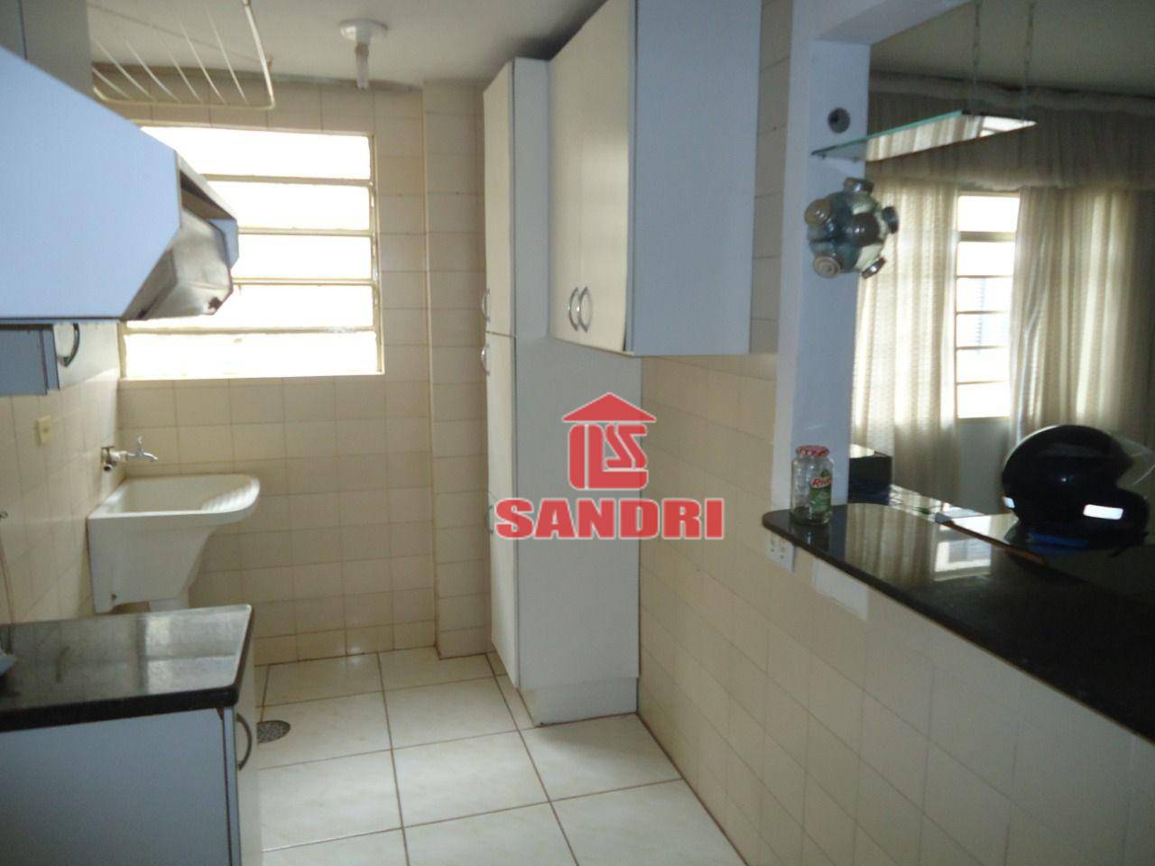 Apartamento à venda com 3 quartos, 88m² - Foto 4