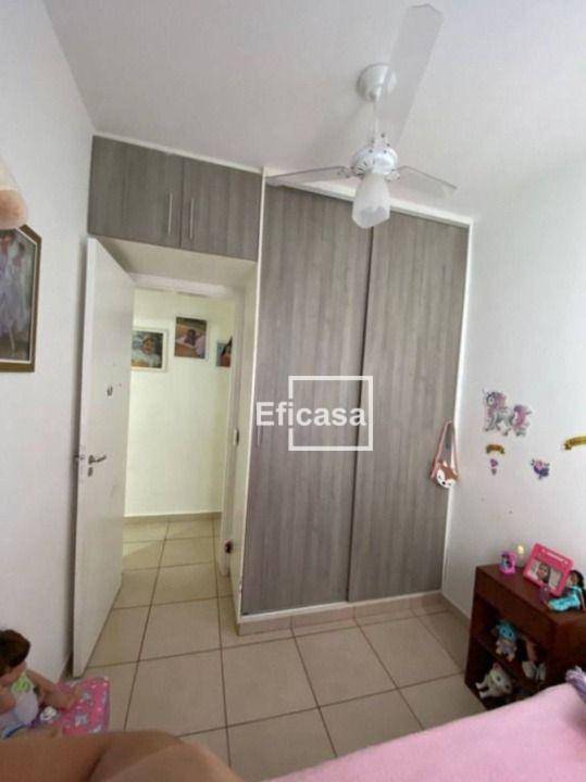 Apartamento à venda com 3 quartos, 75m² - Foto 4