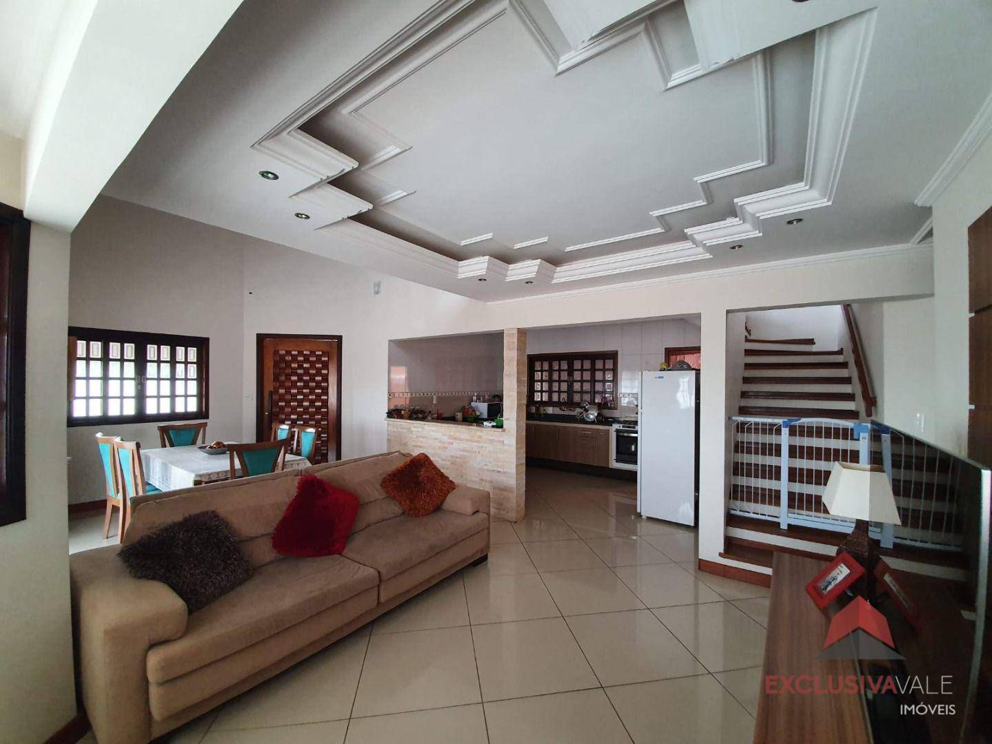 Casa à venda com 3 quartos, 280m² - Foto 11
