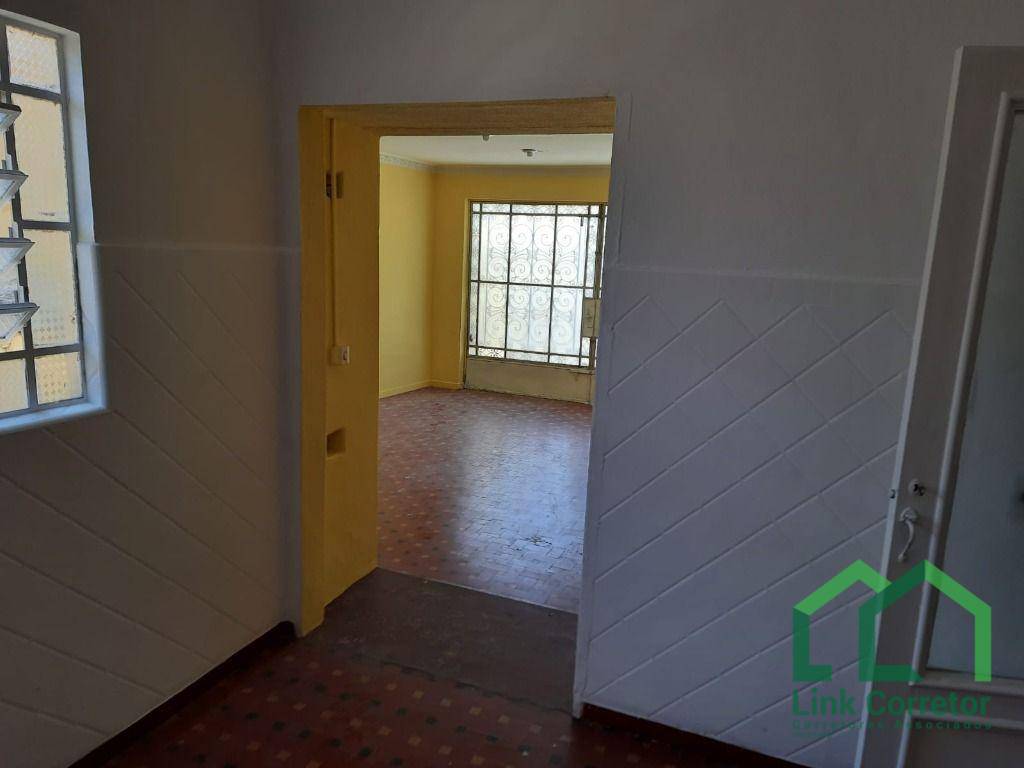 Casa para alugar com 3 quartos, 150m² - Foto 21