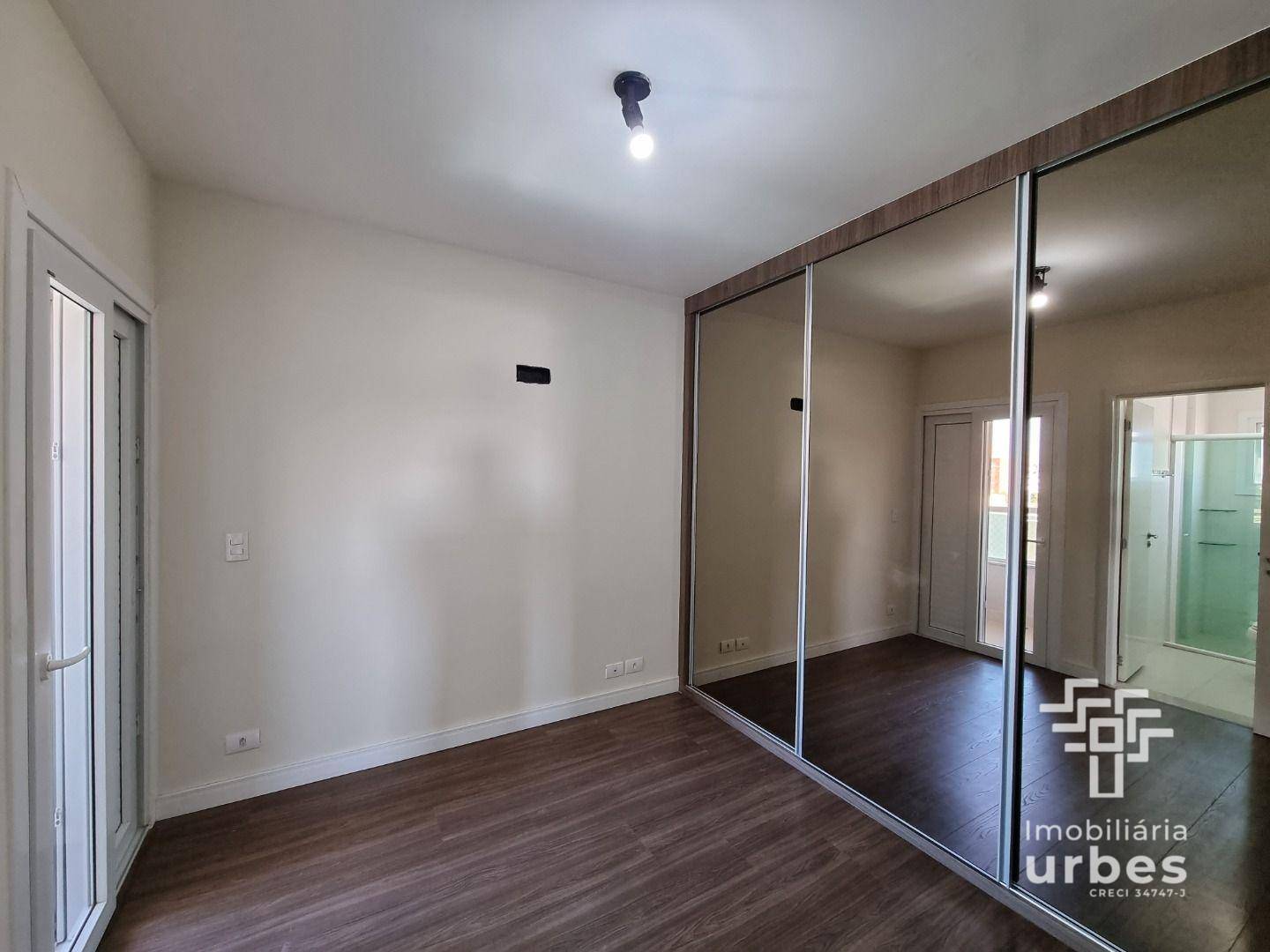 Apartamento para alugar com 3 quartos, 96m² - Foto 18