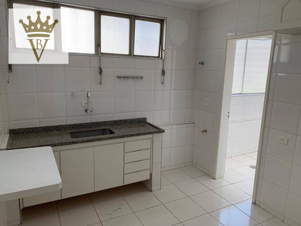 Apartamento à venda com 3 quartos, 110m² - Foto 19