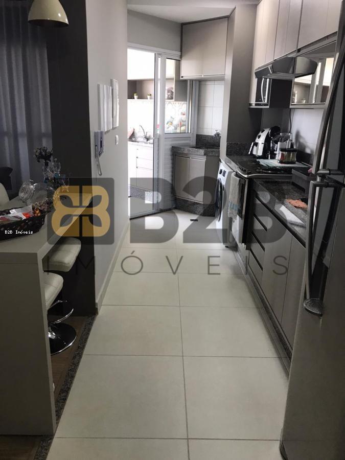 Apartamento à venda com 3 quartos, 81m² - Foto 14