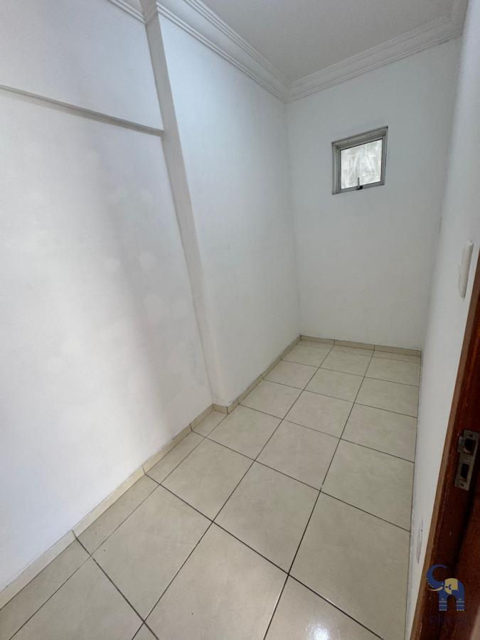 Apartamento para alugar com 4 quartos, 117m² - Foto 12