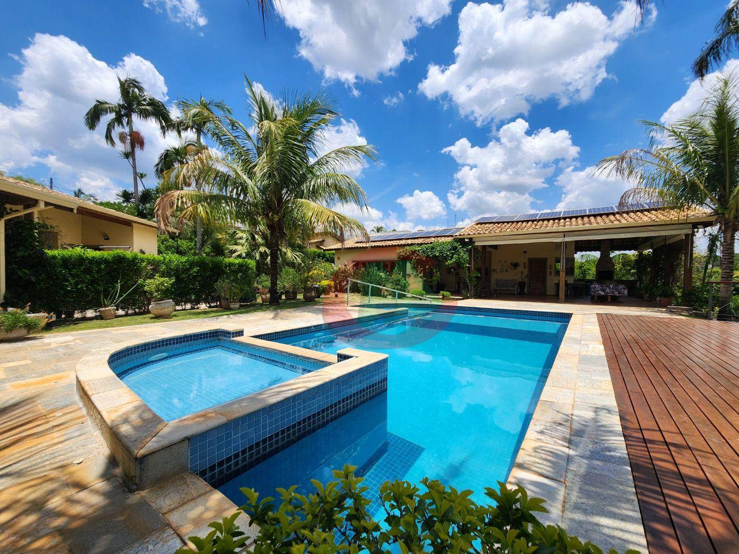 Chácara, 6 quartos, 3480 m² - Foto 1