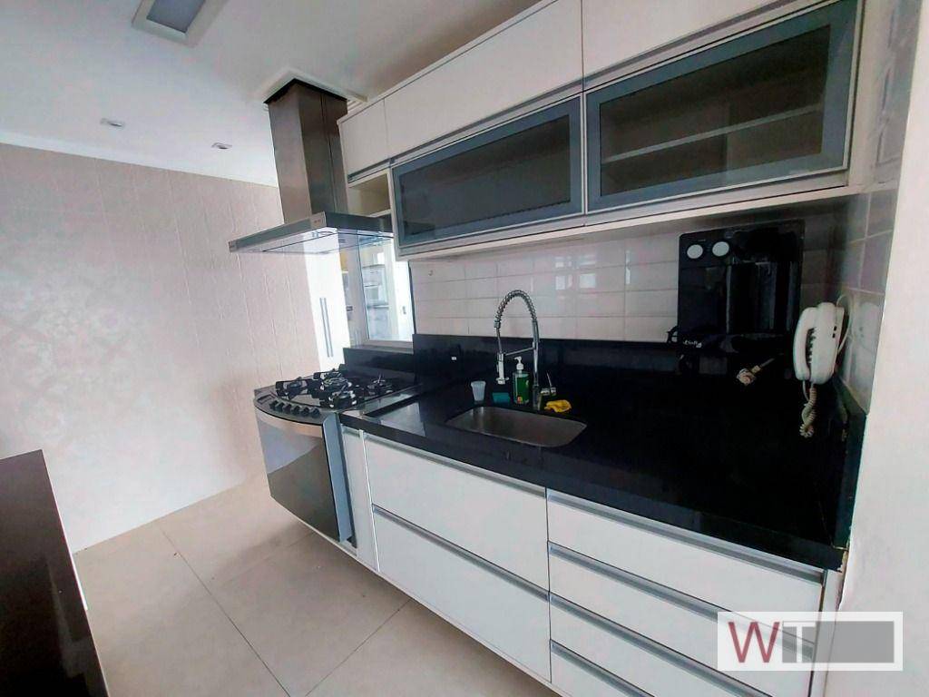 Apartamento para alugar com 3 quartos, 87m² - Foto 9