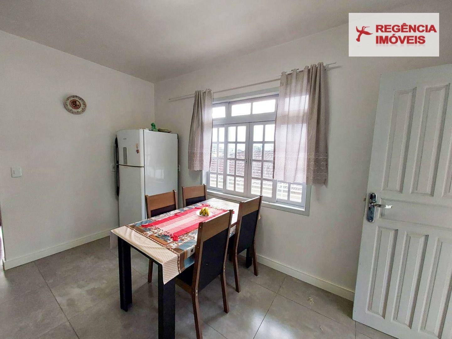 Casa à venda com 2 quartos, 100m² - Foto 15