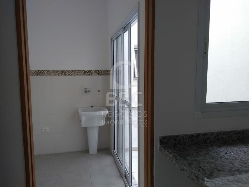 Sobrado à venda com 3 quartos, 160m² - Foto 4