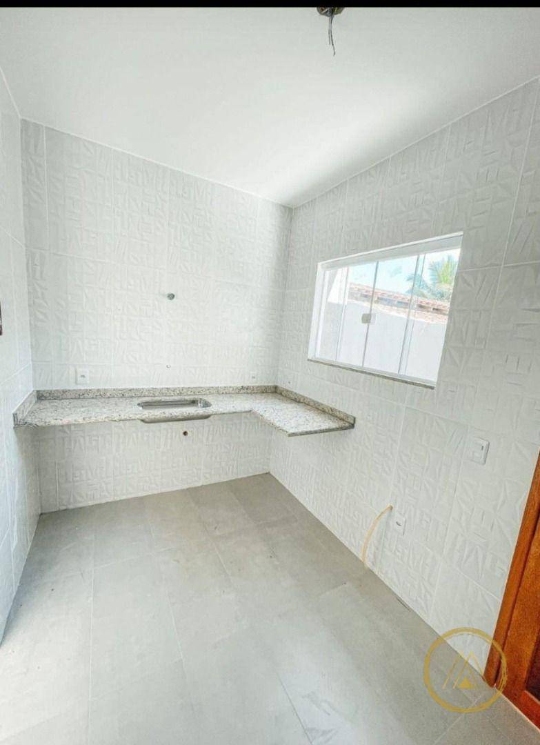 Casa à venda com 3 quartos, 77m² - Foto 9