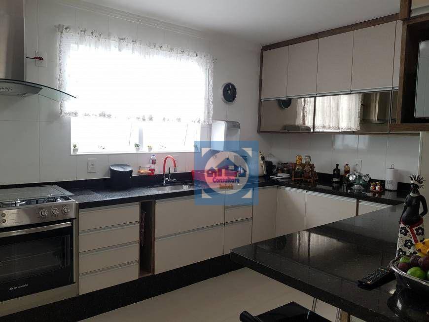 Casa à venda com 5 quartos, 312m² - Foto 12