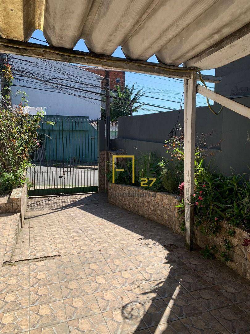 Casa para alugar com 1 quarto, 50m² - Foto 15