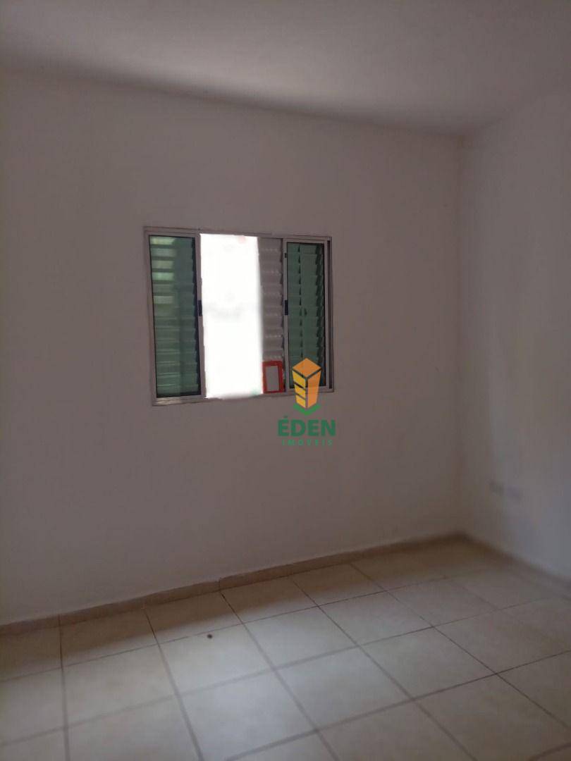 Casa à venda com 3 quartos, 96m² - Foto 11