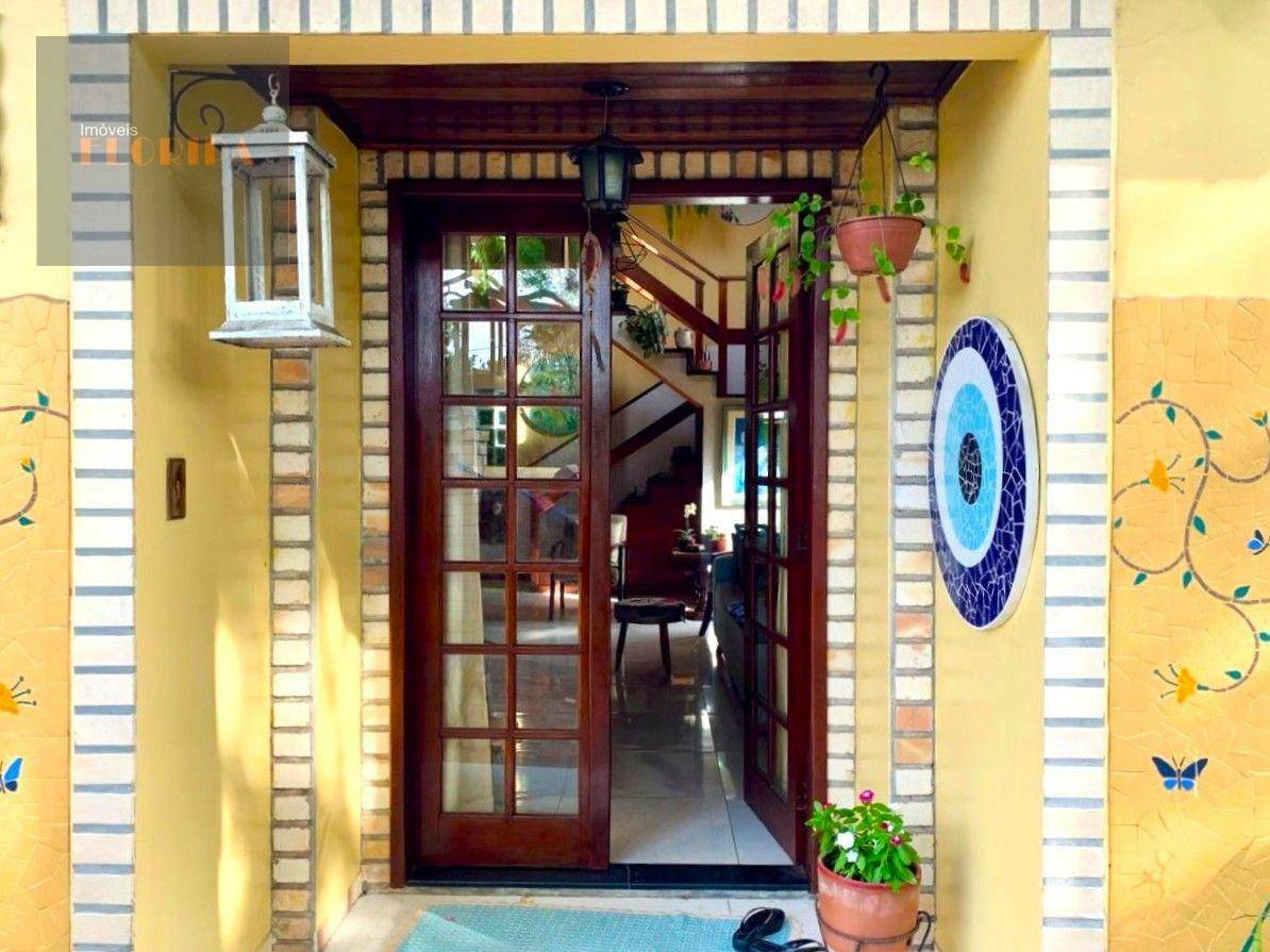 Casa à venda com 4 quartos, 151m² - Foto 5