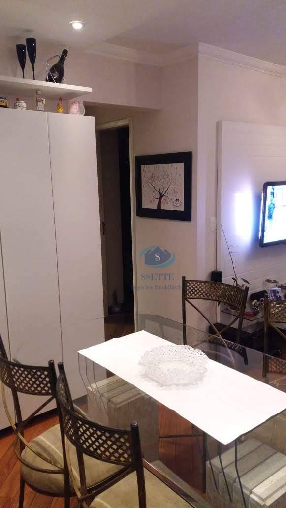 Apartamento à venda com 2 quartos, 60m² - Foto 15