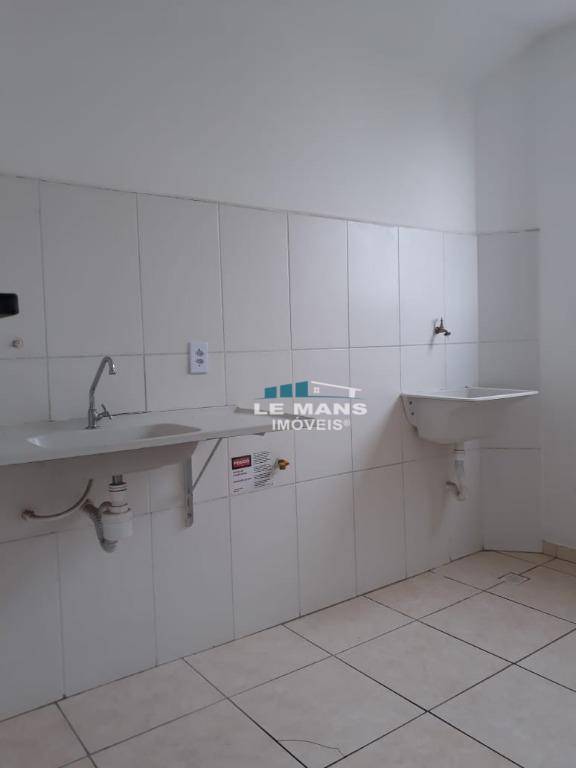 Apartamento à venda com 2 quartos, 46m² - Foto 5