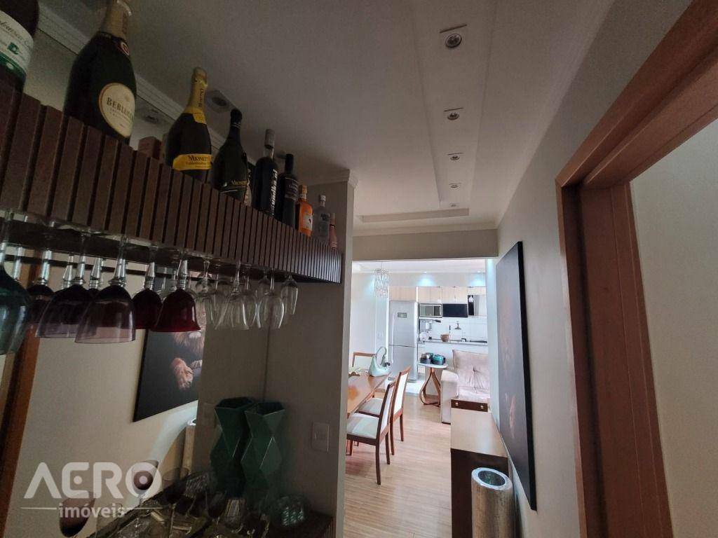 Apartamento à venda com 2 quartos, 55m² - Foto 20