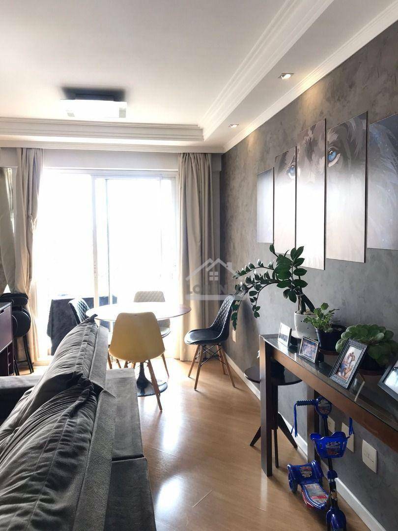 Apartamento à venda com 3 quartos, 75m² - Foto 2