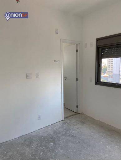 Apartamento à venda com 3 quartos, 140m² - Foto 11