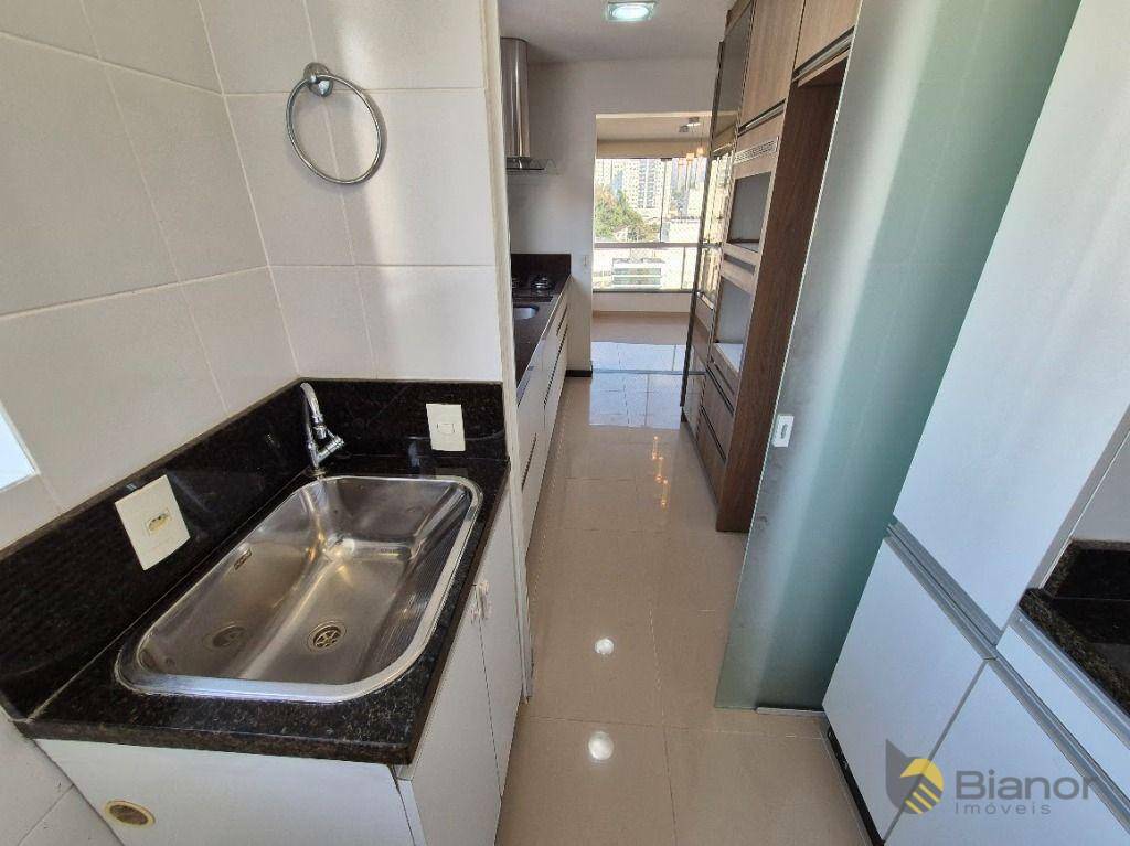 Apartamento para alugar com 2 quartos, 90m² - Foto 9