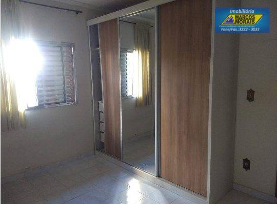 Apartamento à venda e aluguel com 2 quartos, 77m² - Foto 4