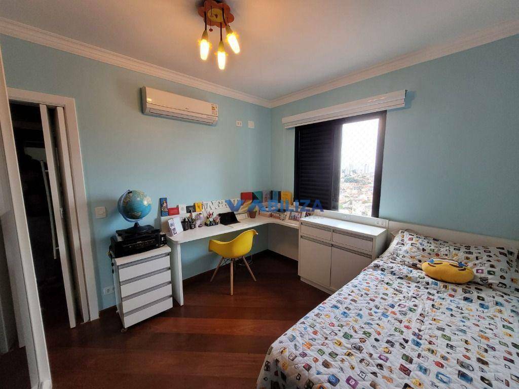 Cobertura à venda com 3 quartos, 240m² - Foto 15