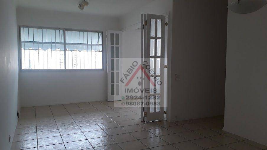 Apartamento à venda com 3 quartos, 64m² - Foto 4