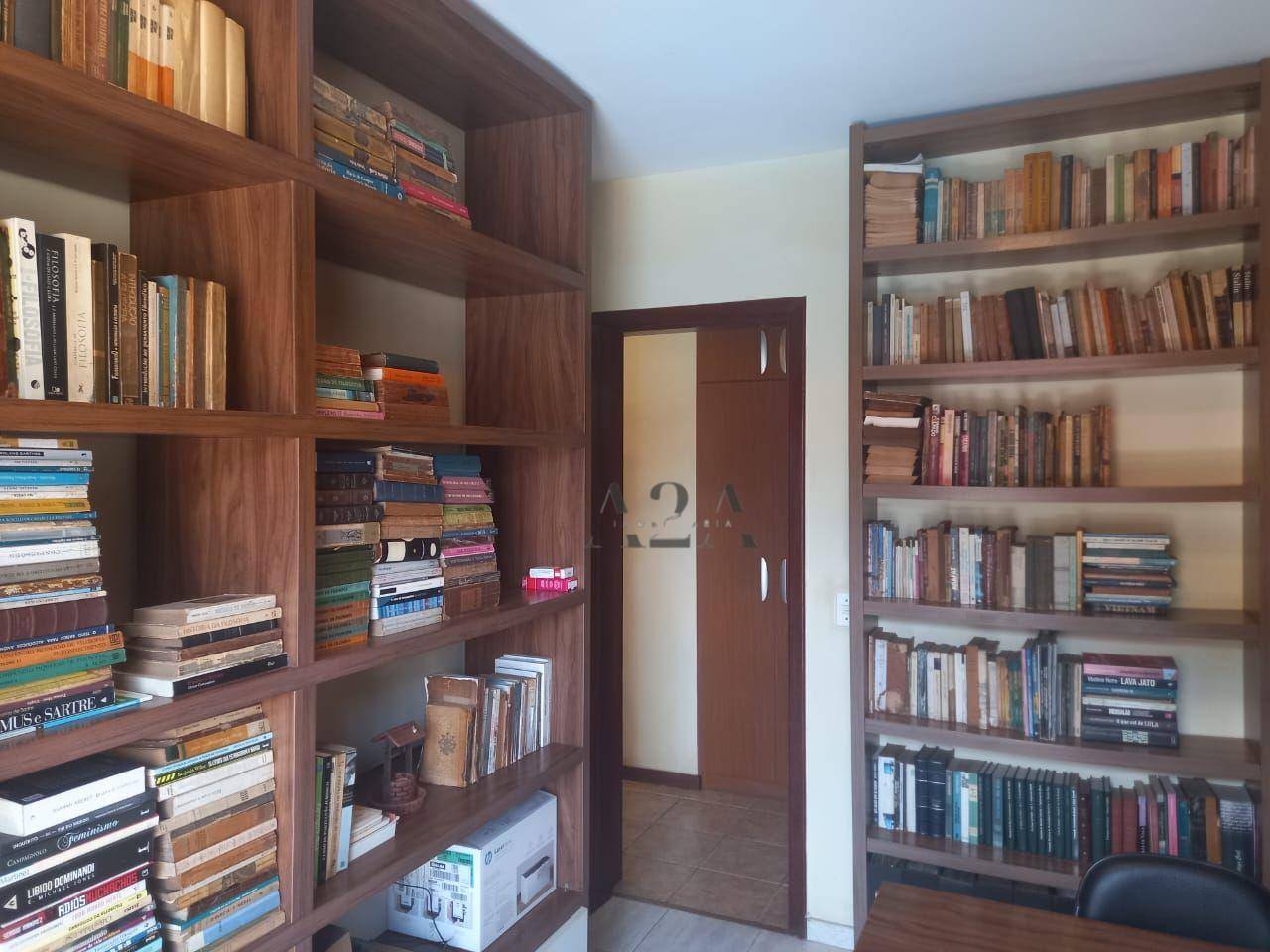 Casa à venda com 3 quartos, 200m² - Foto 16