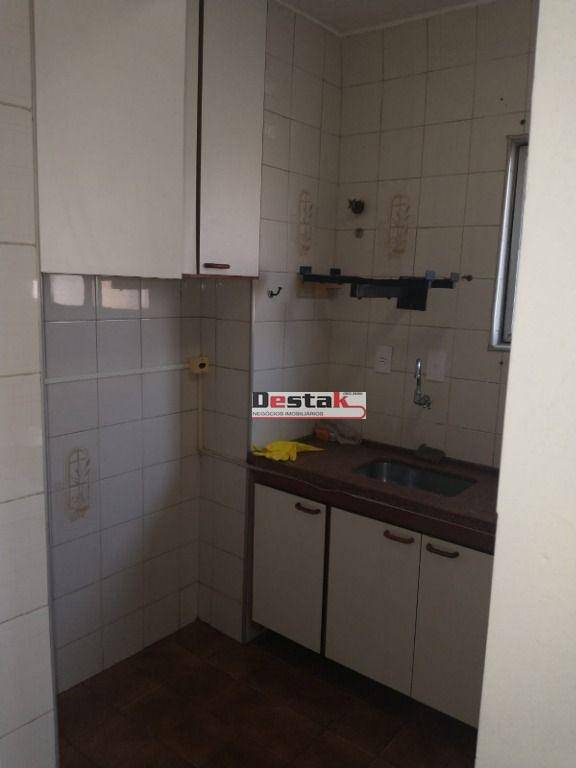 Apartamento à venda com 2 quartos, 58m² - Foto 9