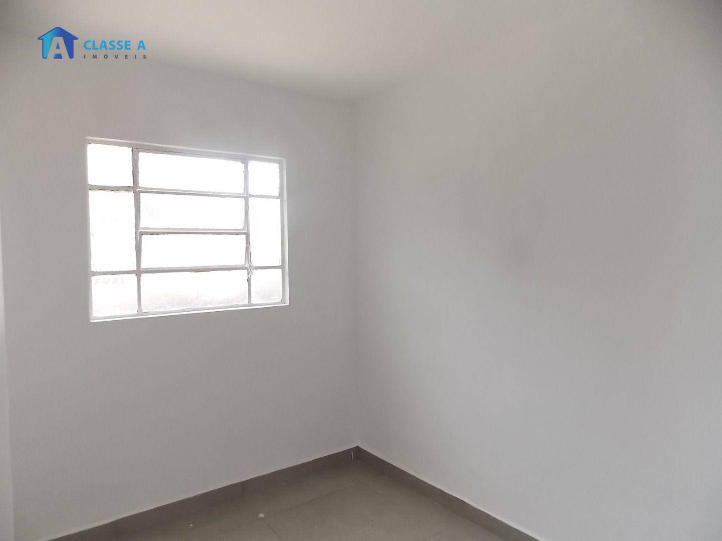 Casa à venda com 4 quartos, 160m² - Foto 12