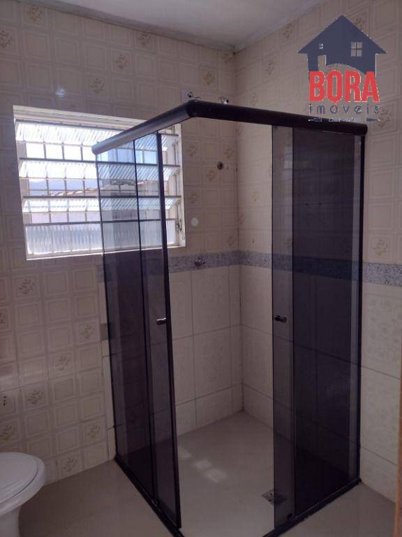 Casa para alugar com 4 quartos, 150m² - Foto 5