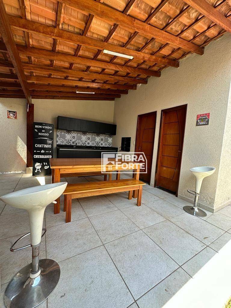 Casa à venda com 3 quartos, 164m² - Foto 12