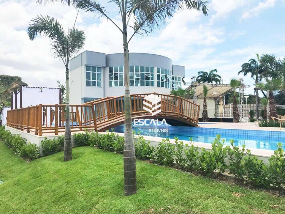 Casa de Condomínio à venda com 4 quartos, 244m² - Foto 8