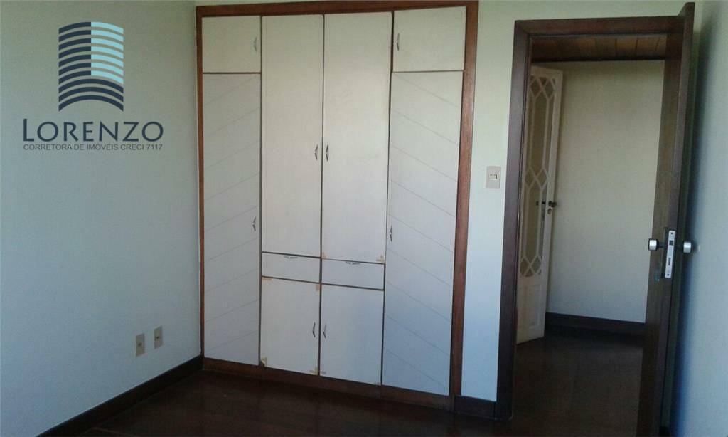 Apartamento à venda com 4 quartos, 244m² - Foto 11