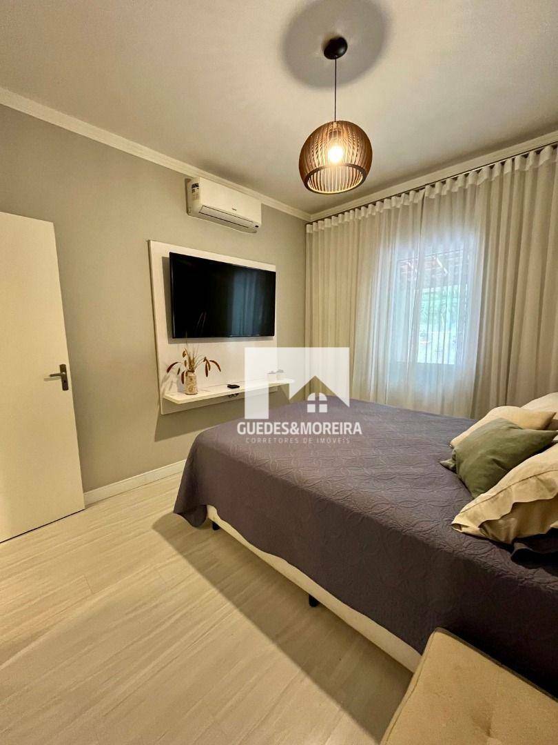 Casa à venda com 2 quartos, 128m² - Foto 10