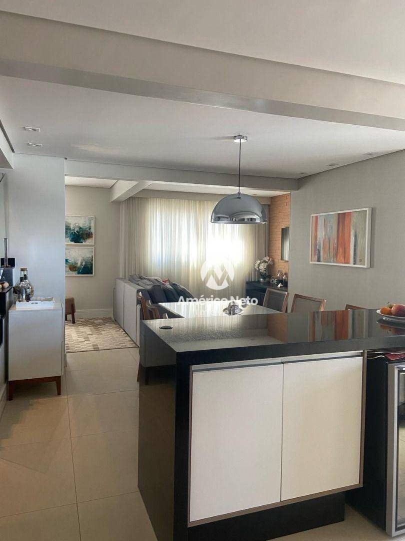 Apartamento à venda com 3 quartos, 153m² - Foto 4