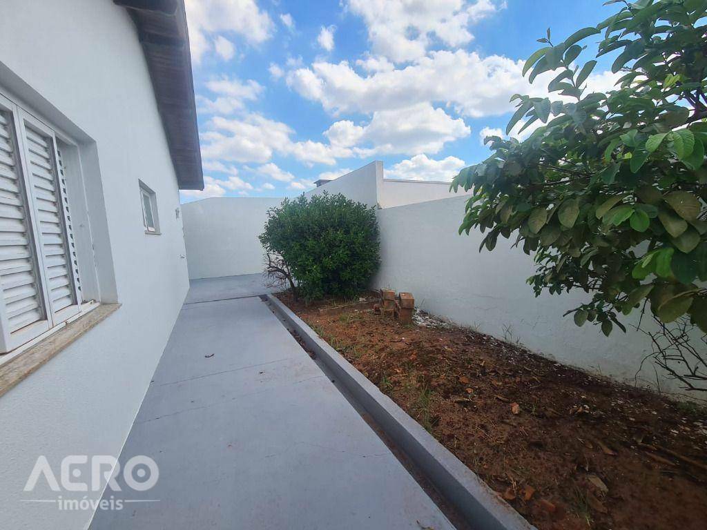 Casa de Condomínio à venda com 4 quartos, 224m² - Foto 26