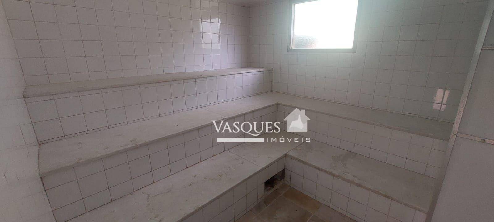 Casa de Condomínio para alugar com 4 quartos, 330m² - Foto 21