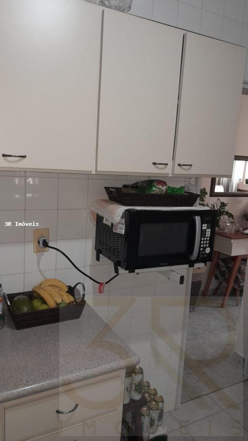 Apartamento à venda com 3 quartos, 67m² - Foto 7