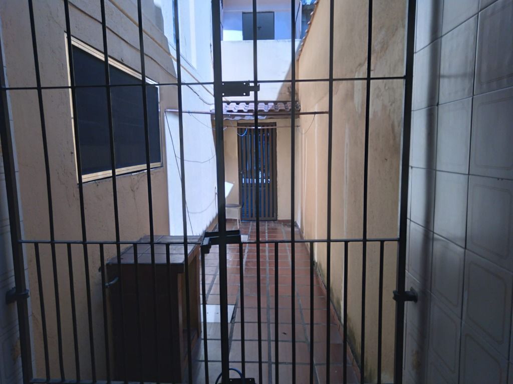 Sobrado à venda com 4 quartos, 120m² - Foto 8