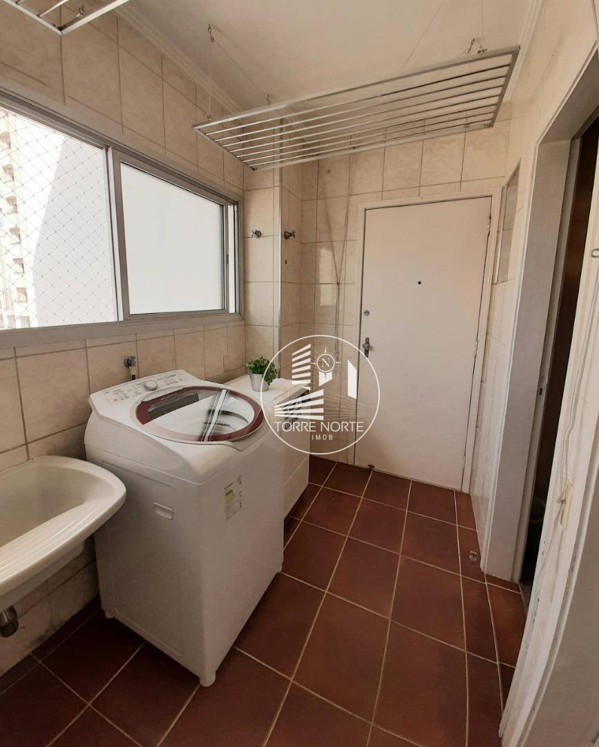 Apartamento à venda com 3 quartos, 136m² - Foto 22