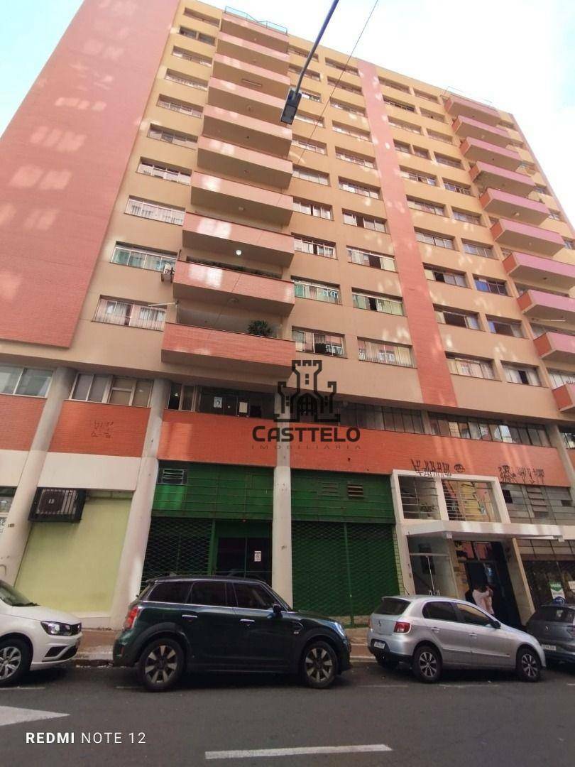 Apartamento à venda com 3 quartos, 160m² - Foto 1